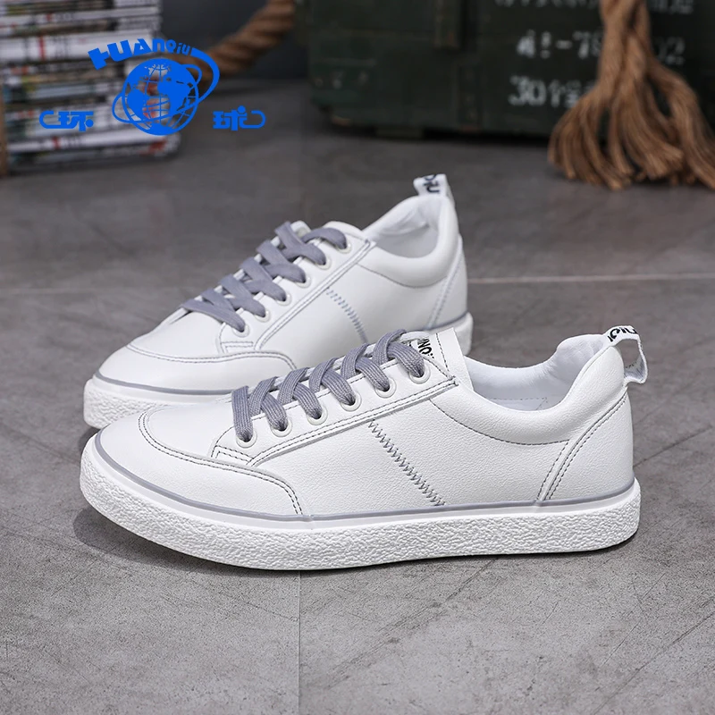 Supercómodas y sin cordones: las mejores zapatillas Yuccs que he probado  valen para todo el año | Escaparate | EL PAÍS