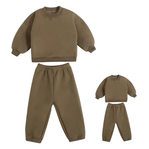 Custom Logo Fashion Large Sizes Winter Tracksuit Crew Neck Fleece Sweatshirt and Sweatpants Parent-child Matching Set