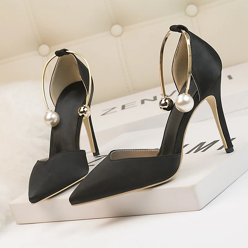 Women Pumps Sexy Summer Shoes High Heels Wedding Party Pointed Toe Buckle Strap Female Dress Nude Heels