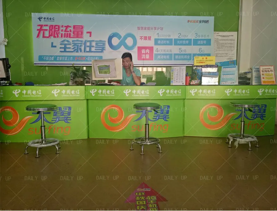 Adjustable Laboratory Stool With Footrest Swivel Leather Seat Lab Stool Fixed Backless Chair For Hospital Workshop Counter