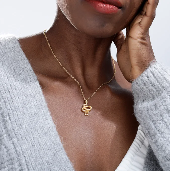 Stylish Durable: Cobra Snake Pendant in Stainless Steel