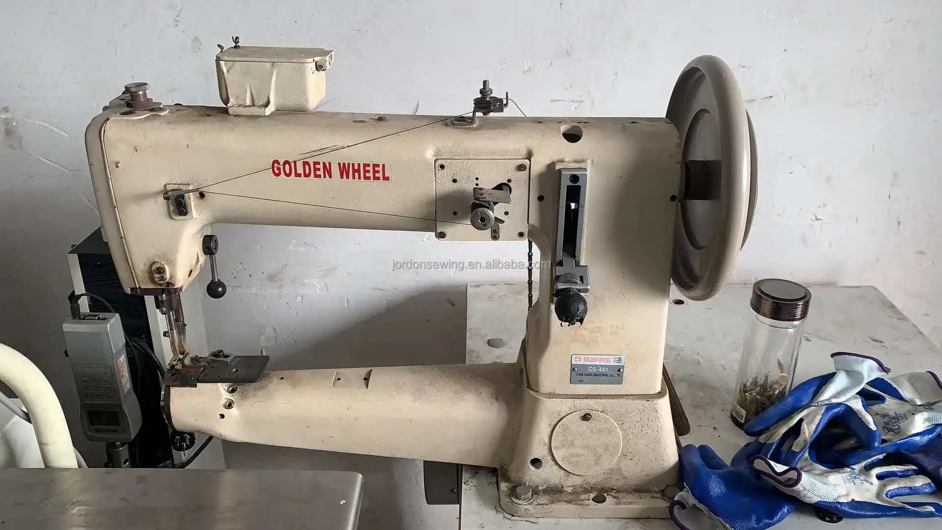 Post Bed Lockstitch Heavy Duty Sewing Machine 810 820 Shoe Leather