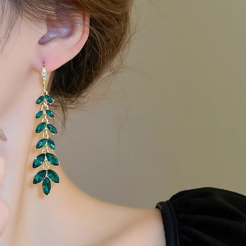 Fresh flash green leaf ear hook light luxury personality temperament earrings