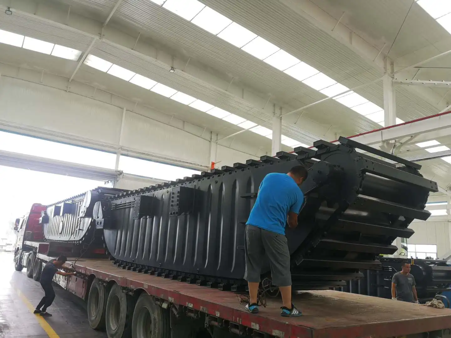 Amphibious Excavator Track Cleats Pontoon Swamp Buggy In Stock Good