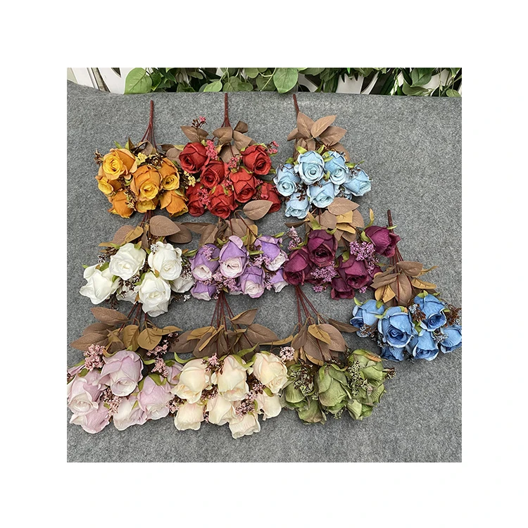 Verander jou buitery op onmiddellik met 'n betoverende kunsmatige blommuur.