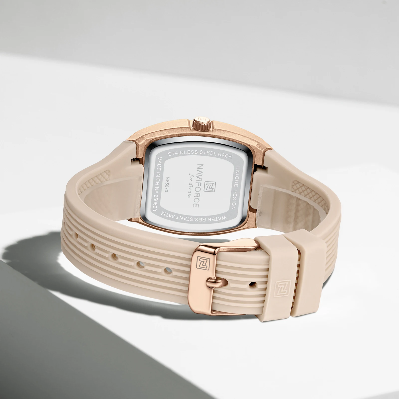 NAVIFORCE Women Watch Top Brand Luxury Fashion Original Luminous Wristwatch Silicone Bracelet Original Simple Female Clock 5070