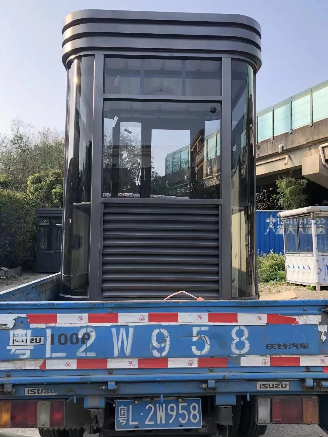 Prefabricated Security Guard House/Booth Kiosk/Store Sandwich Panel House Prefabricated Sentry Box Prefab Station