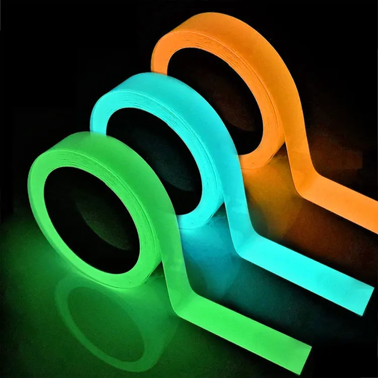 Tape-Lum_01.jpg
