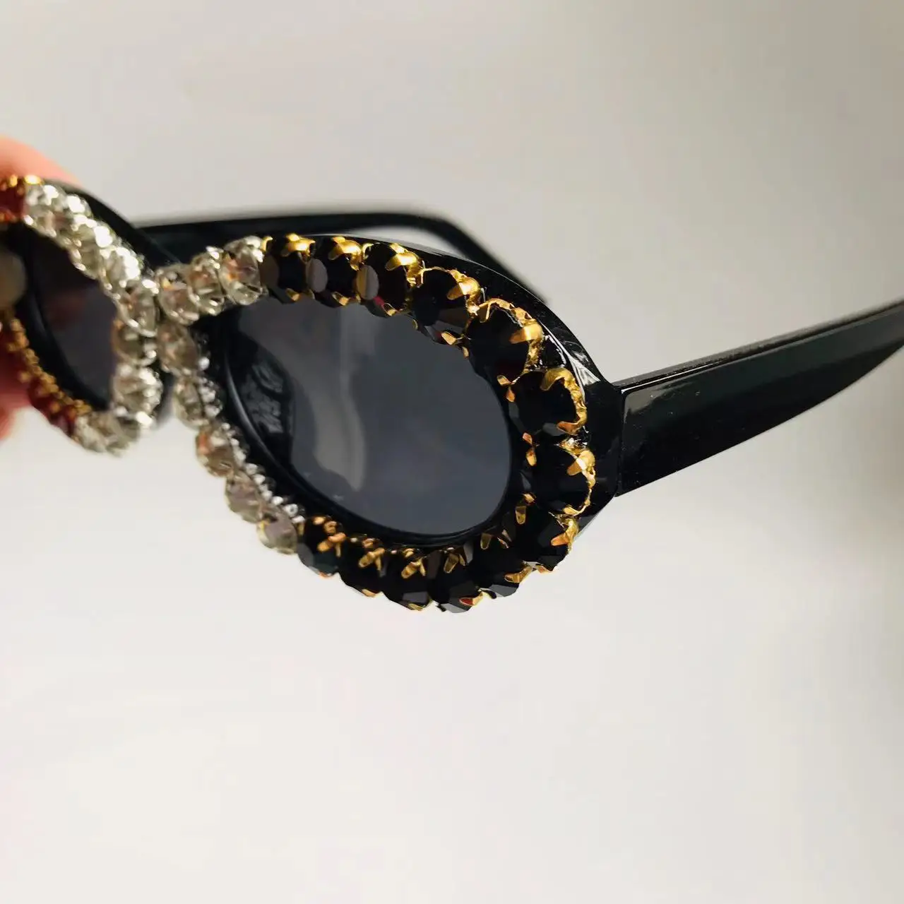 add wu gb7328新款时尚钻石太阳镜女莱茵石眼镜太阳镜小椭圆形派对