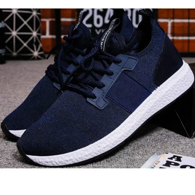 Новые черные легкие кроссовки для бега