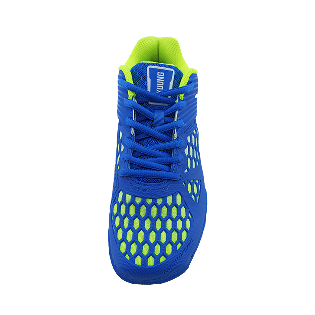 Прочная и нескользящая спортивная обувь, бренд Young Future 3, дизайн с круглой подошвой, изготовлено в Малайзии