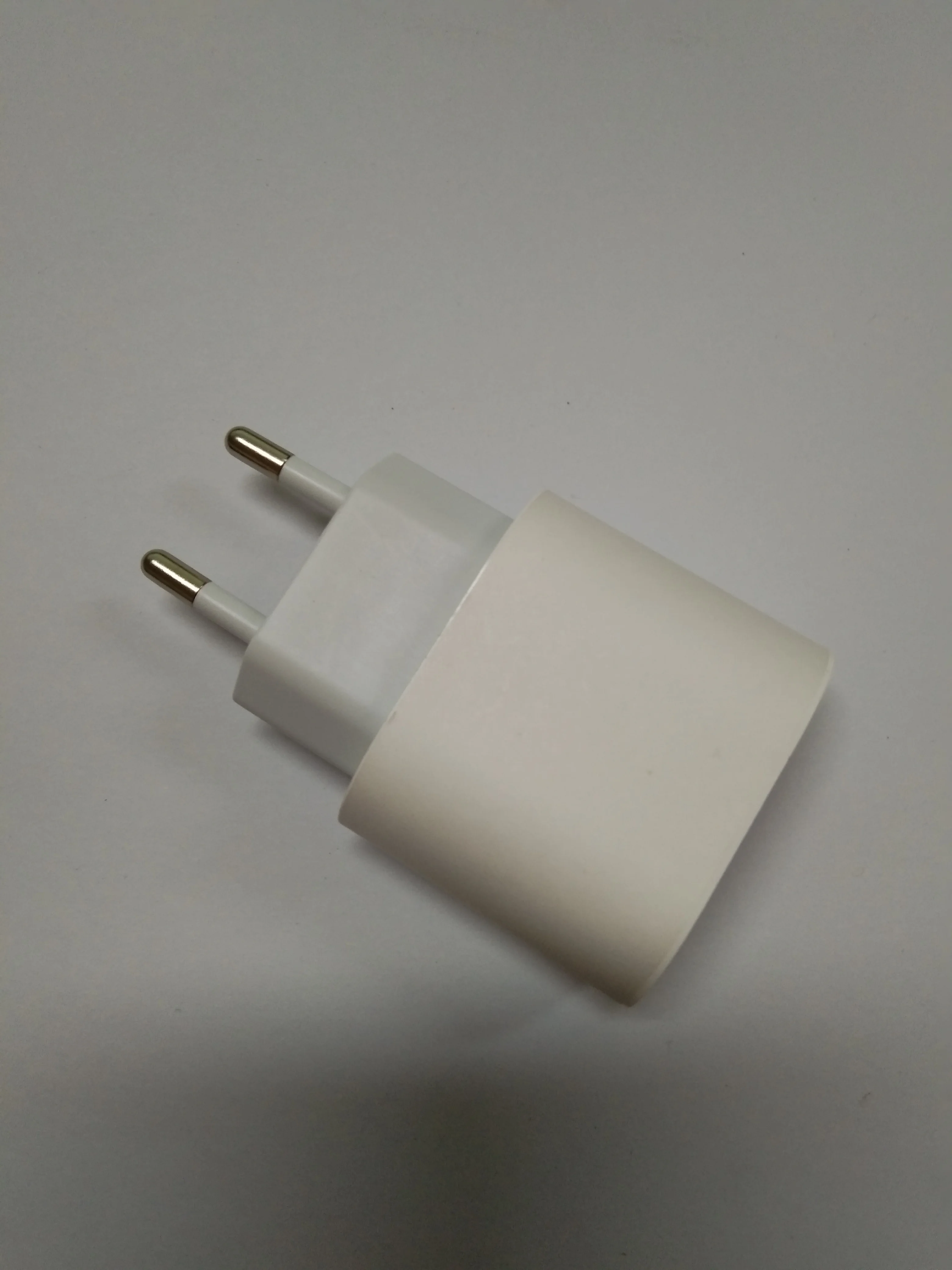 
 Зарядное устройство с европейской вилкой для Iphone 20 Вт A1720 Pd 20 Вт Usb-c адаптер питания для Iphone 8 Plus X Xs Max 12 Pro быстрое зарядное устройство  