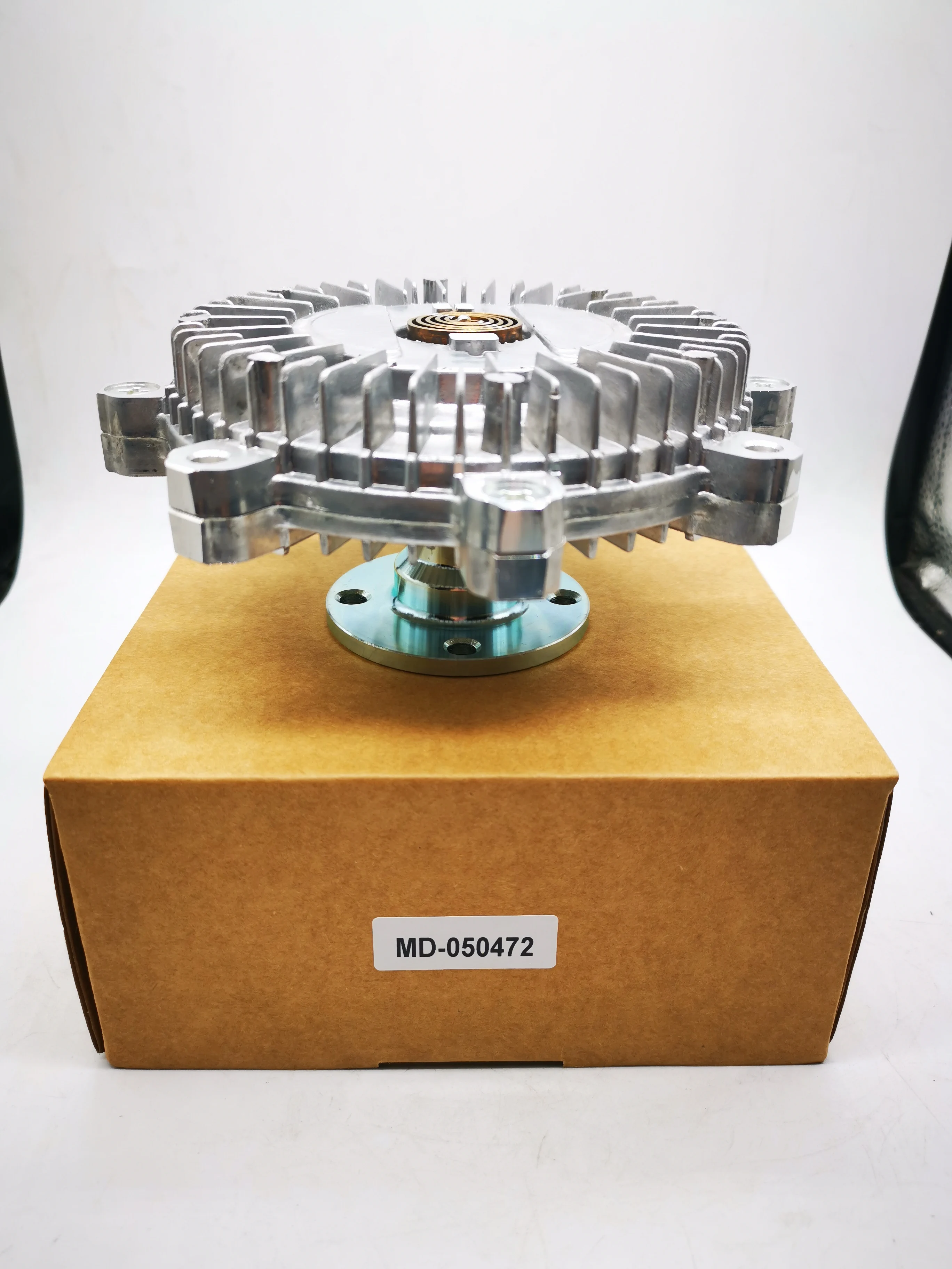 MITSUBISHI MD106546 Fan Clutch - Reliable Engine Cooling