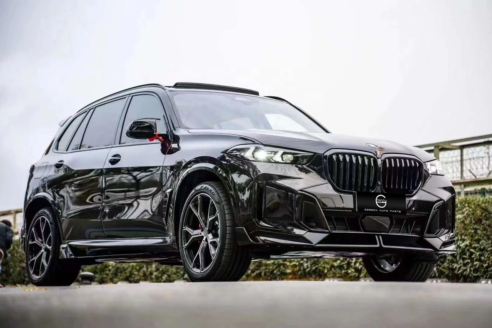 ArrowModelBuild BMW X5 (Black Warrior) Built & 2024 Painted 1/24 Model Kit