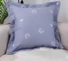 Carota di coniglio blu polveroso