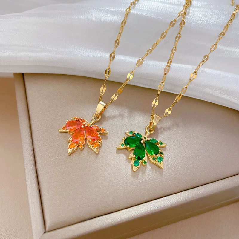 New Love Memory Red Maple Leaf Pendant Necklaces for Women