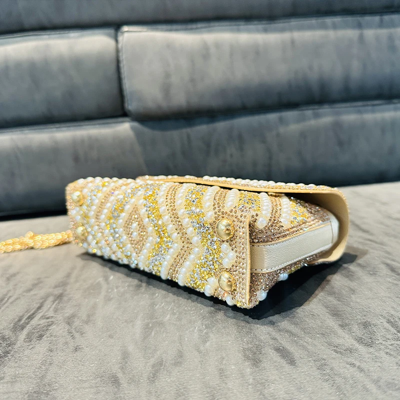 Luxury Ladies High Waist Envelop Pattern Evening Bag Brass Rhinestone Beaded Leather Handbag Pearl Diamond Clutch for Weddings