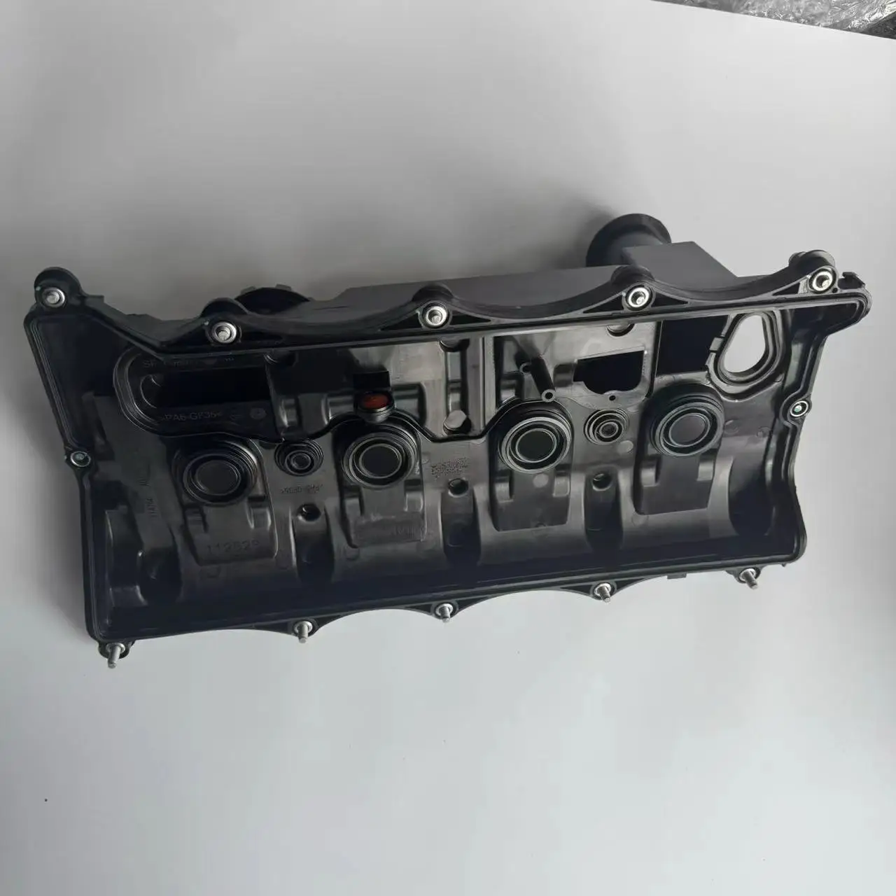 Original Valve cover For SAIC MAXUS T60 V80 V90 Delivery9 