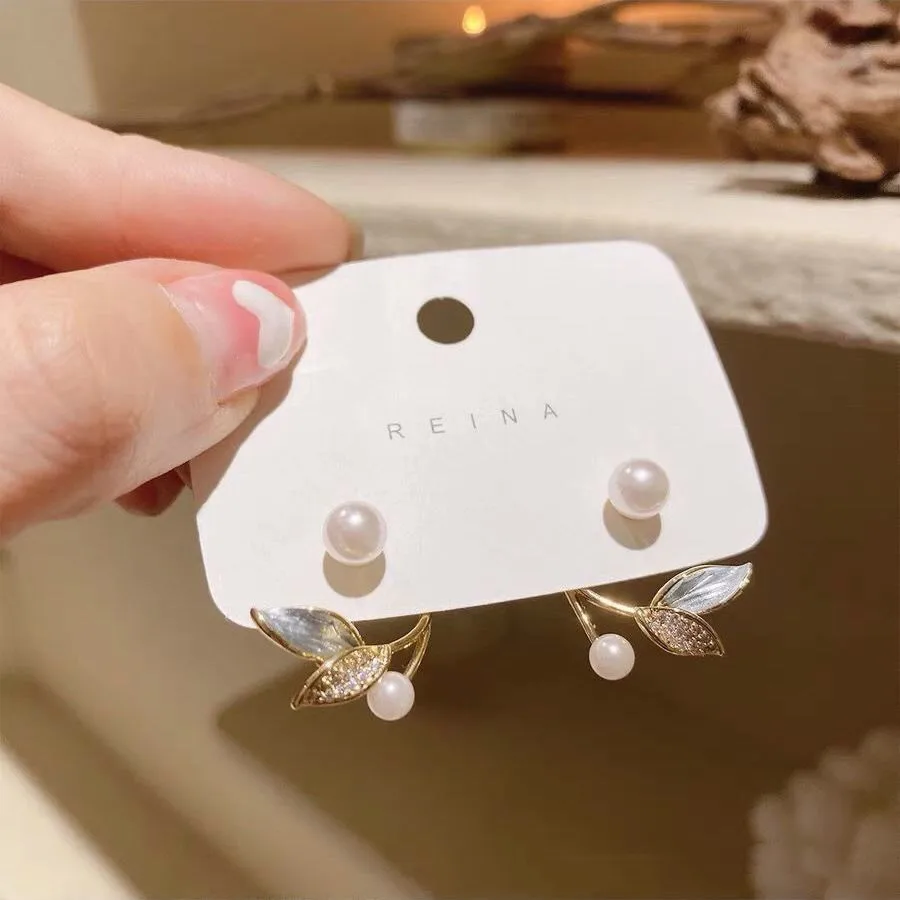 韓国人気【MONDAY EDITION】The Flower Pearl Earrings☆追跡付 MONDAY EDITION - Welcome to joyful online shopping!