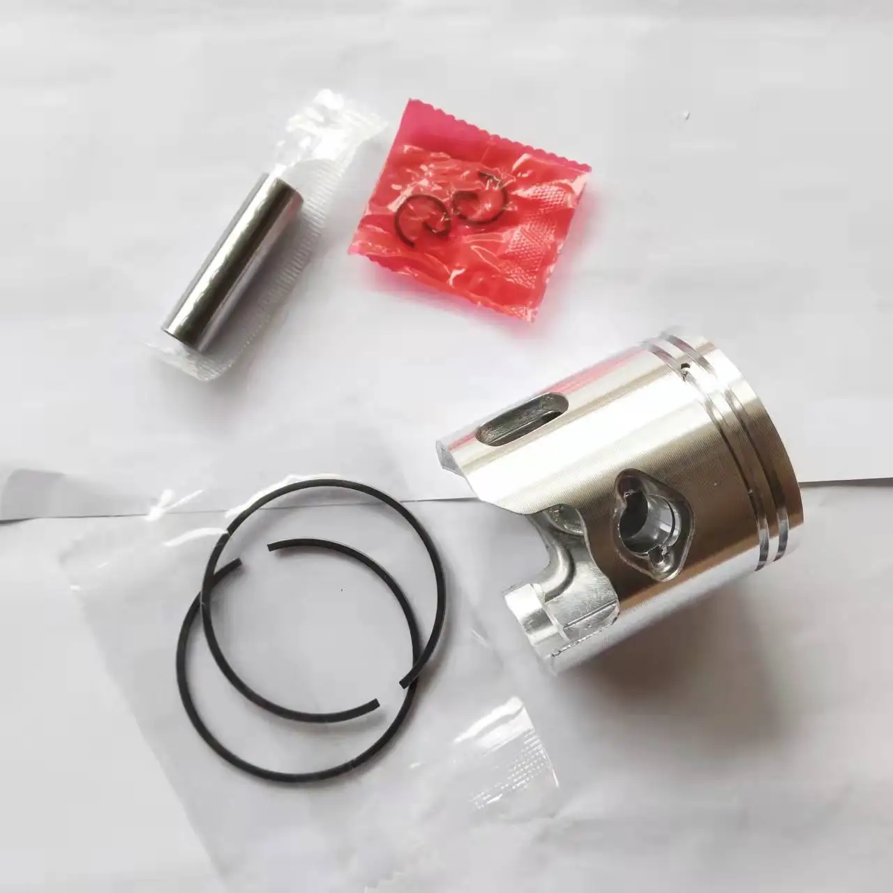 Комплект поршневых цилиндров с большим отверстием BWS 50 70 47