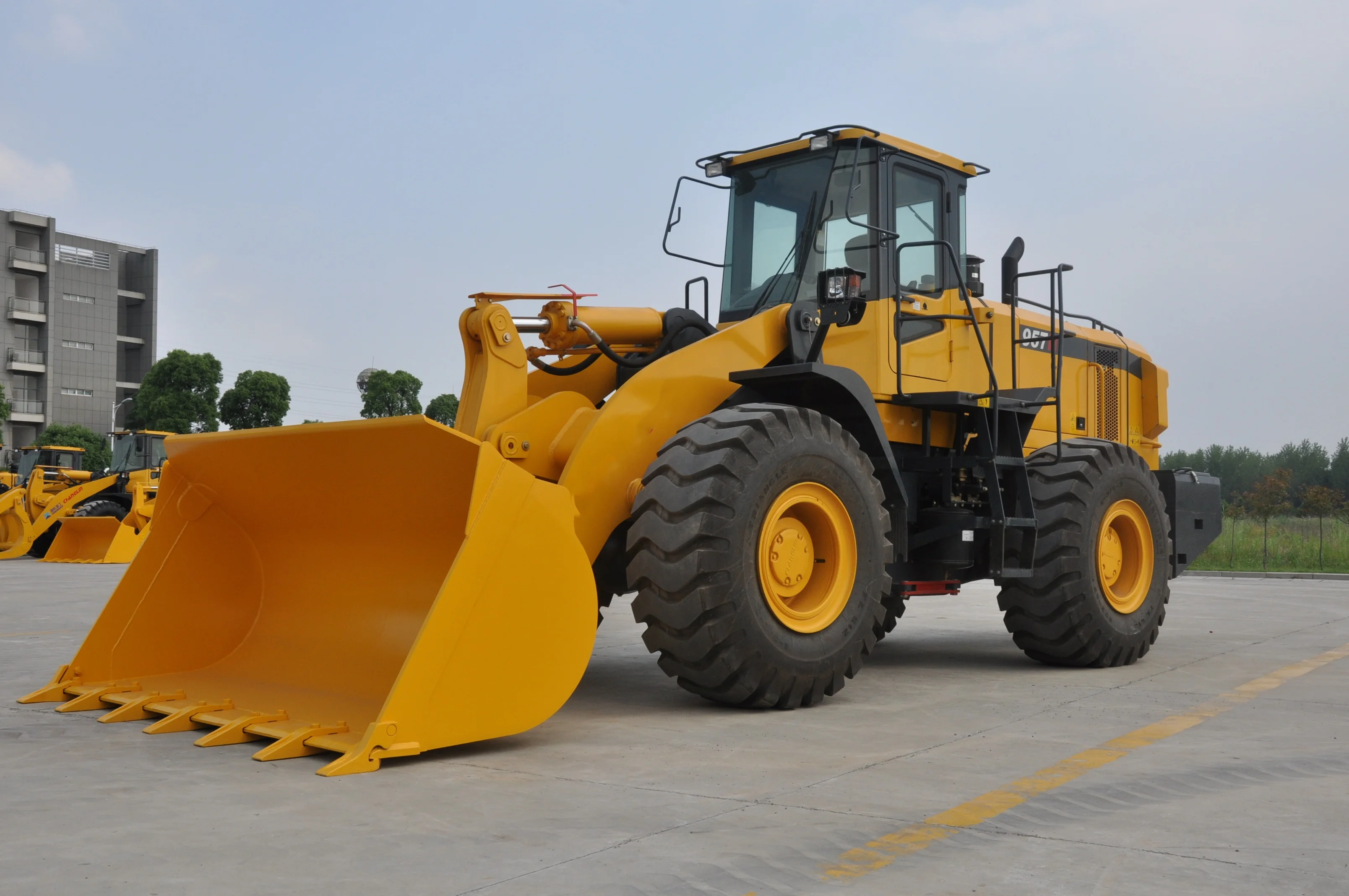 High Efficiency 5 Ton Hydraulic Control Wheel Loader 955n 955t Hot Sale ...