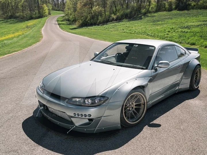 ロケットバニー仕様 ワイドボディキット FRP製 日産シルビア S15 1999 ロケットバニー仕様 ワイドボディキット FRP製 日産シルビア S15 1999