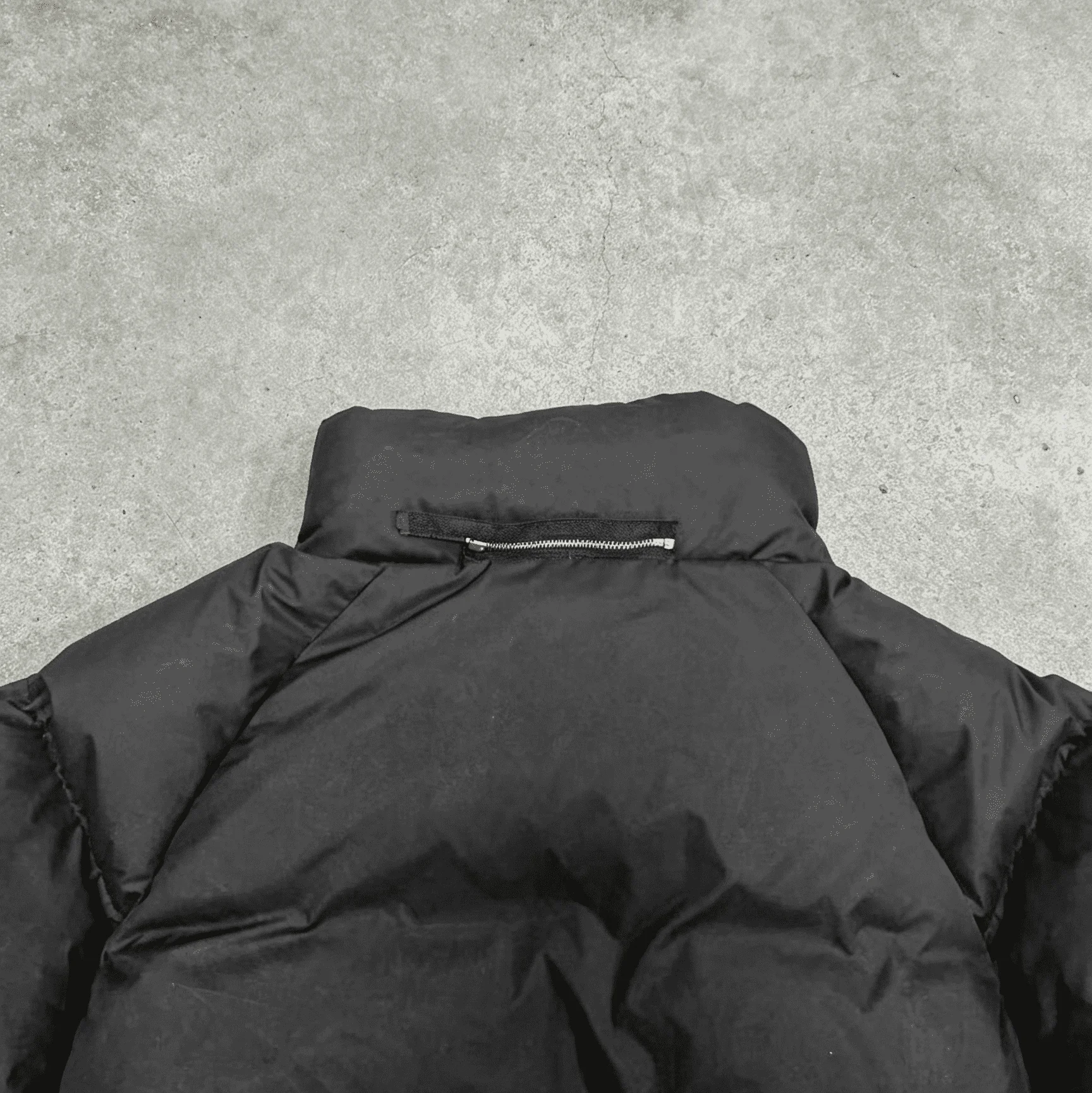 Wholesale Winter Warm Brand Shiny Puffer Jacket Coat Unisex Zip up Outdoor Black Windbreaker Duck Down Men's Jackets gallery 4