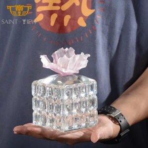 Wholesale Luxury Women's Square Storage Jar Glass Food  Custom Sample With Handmade Flower Head Crystal Glass