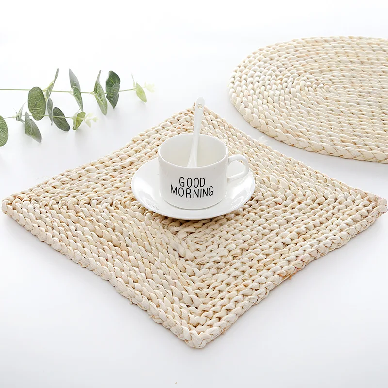 Natural Corn Husk Handmade Water Hyacinth Woven Round Placemats And