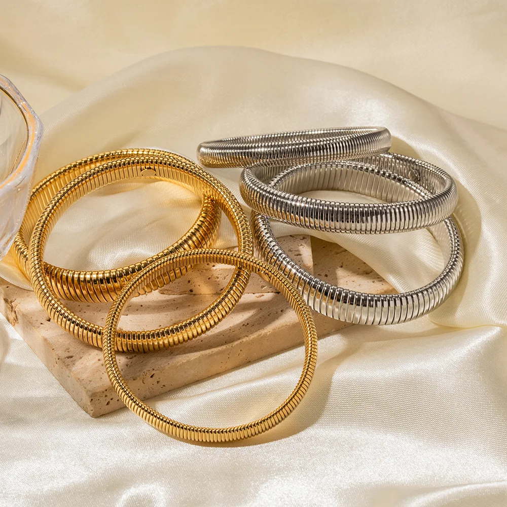 Ibasenice 12-teiliges Schmuck Display Set Aus Jute & Fleece – Weiche Kissen Für Armbänder, Uhren & Ketten