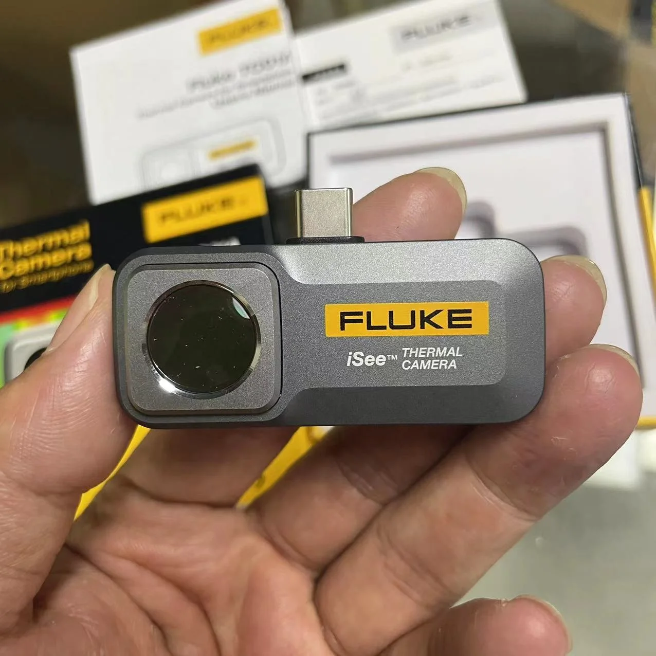 Fluke iSee™ Mobile Thermal Camera - TC01A/TC01B