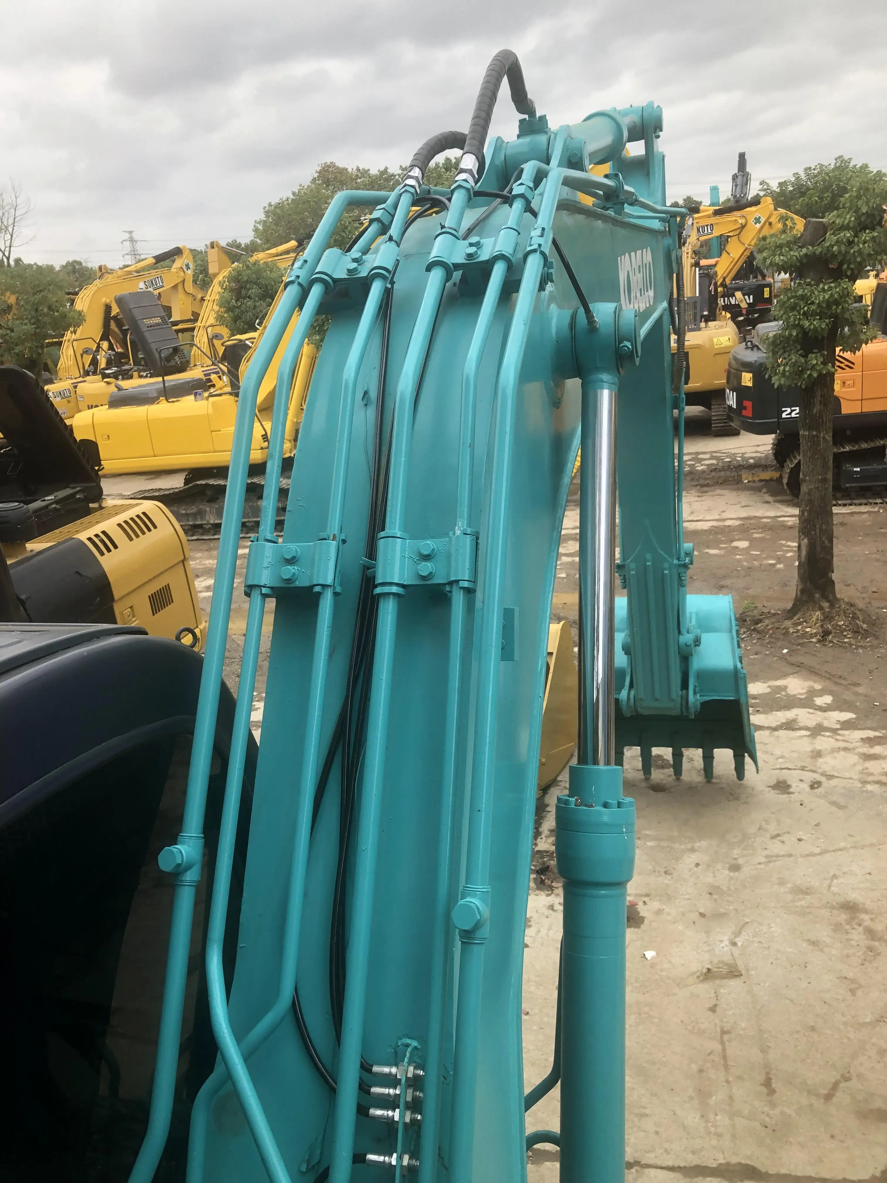 Original Japan Second-Hand Kobelco Sk210 Excavator Used KOBELCO 210 210-8 SK210 SK210lc SK210-8  Crawler Digger Excavator