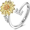 Lettera E con Girasole Dorato