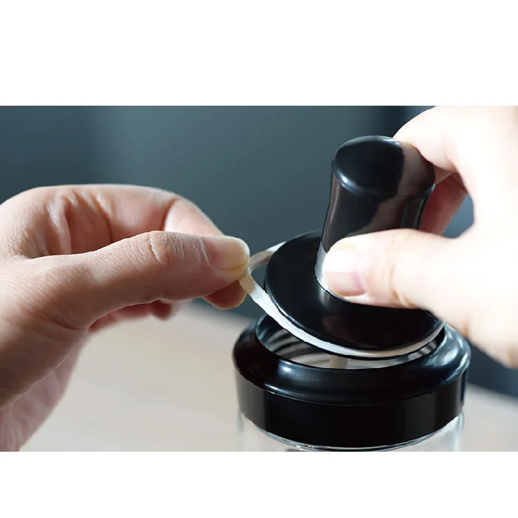 250 ml Kitchen Storage Container Spice Seasoning Bottle Glass Seasoning Salt Sugar Sealed Jar With Brush and Spoon Oil Pot