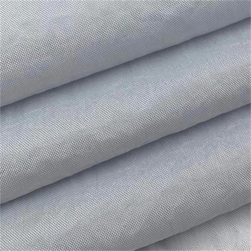 vải taffeta nylon bán xỉn 100% Nylon 70D thoáng khí và thoáng khí cho quần áo chống nắng