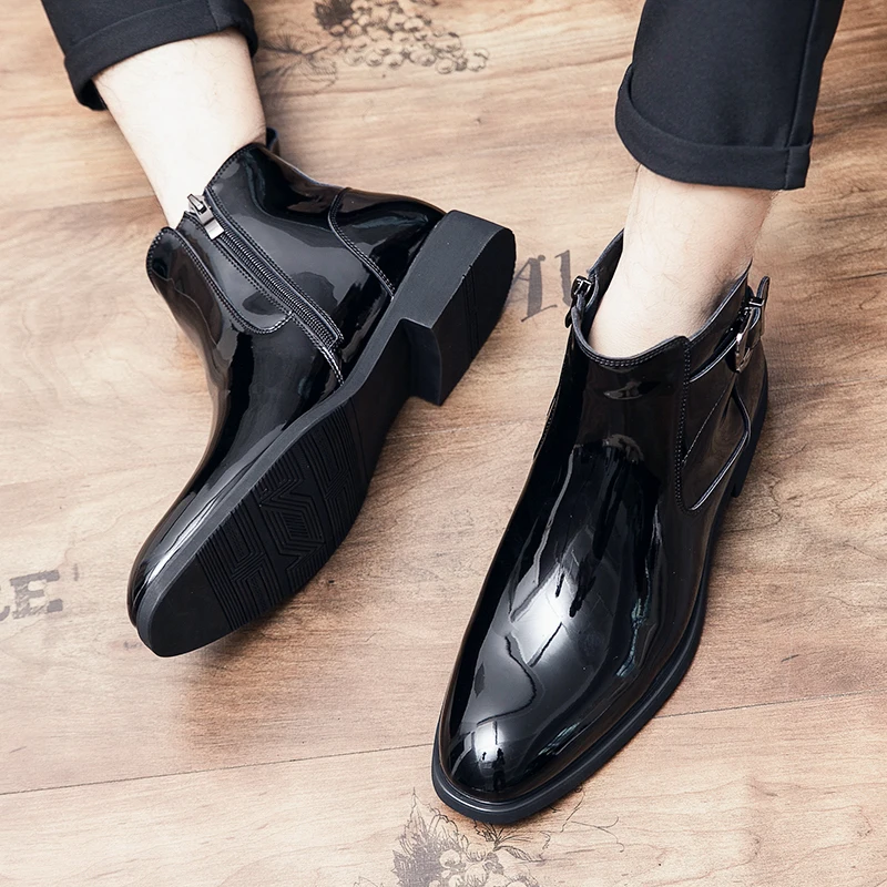 Patent-Leather Ankle Boots パテントレザー アンクルブーツ DR.MARTENS(ドクターマーチン) Patent leather 6 hole wide heel
