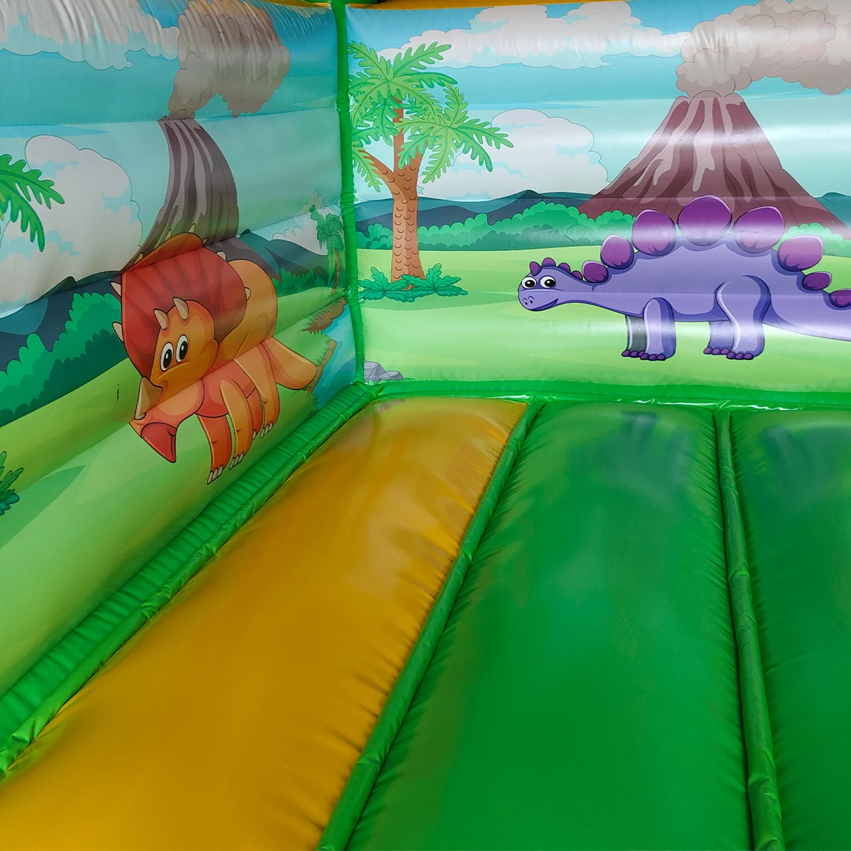 Commercial Grade Fireproof Inflatable Bouncy Castle with 3 Years Warranty and Quadruple Stitching