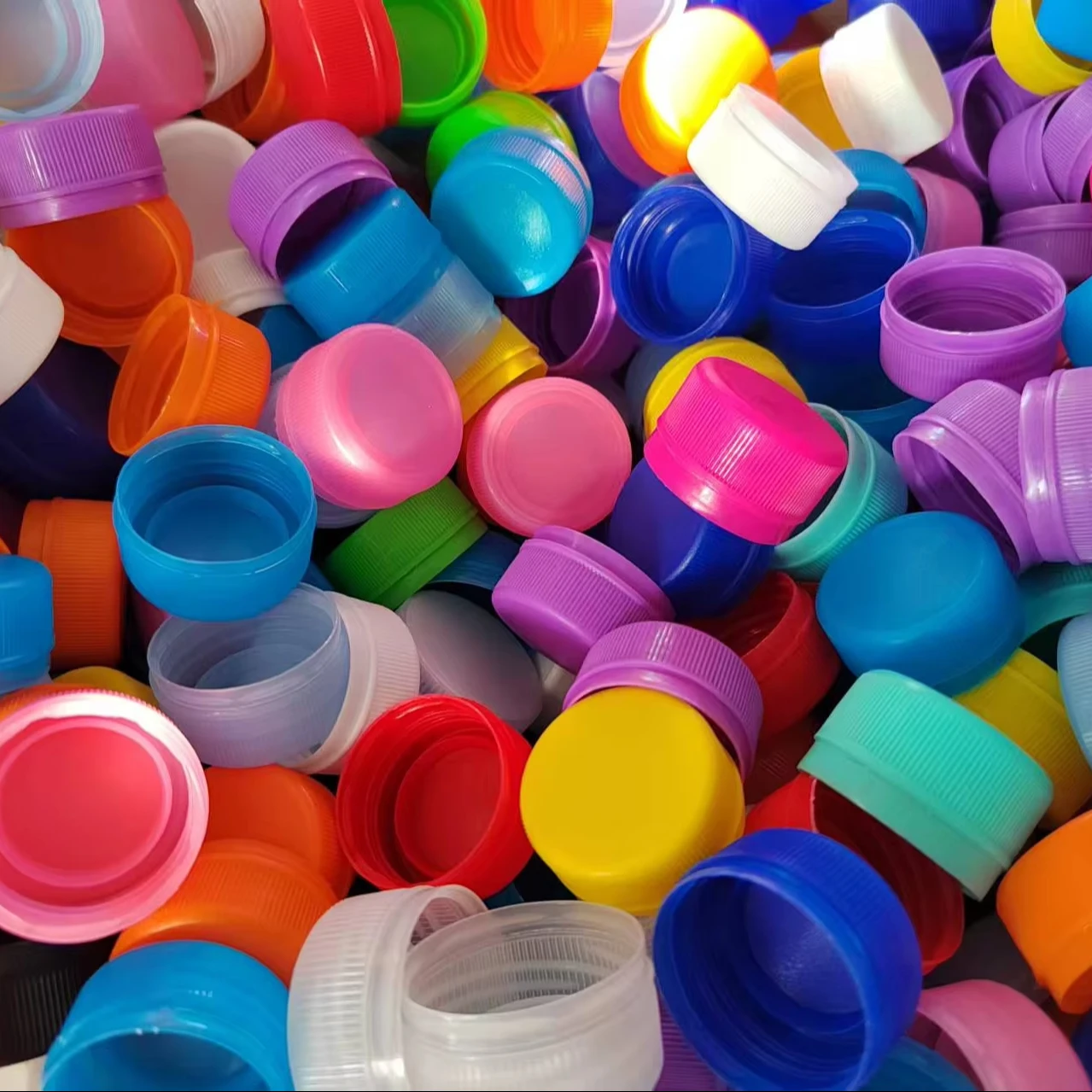 1881 Water Bottle Cap Multiple Colors PE Plastic Material Pilfer-Proof Rotating Bottle Cap Lids Water Bottle Caps