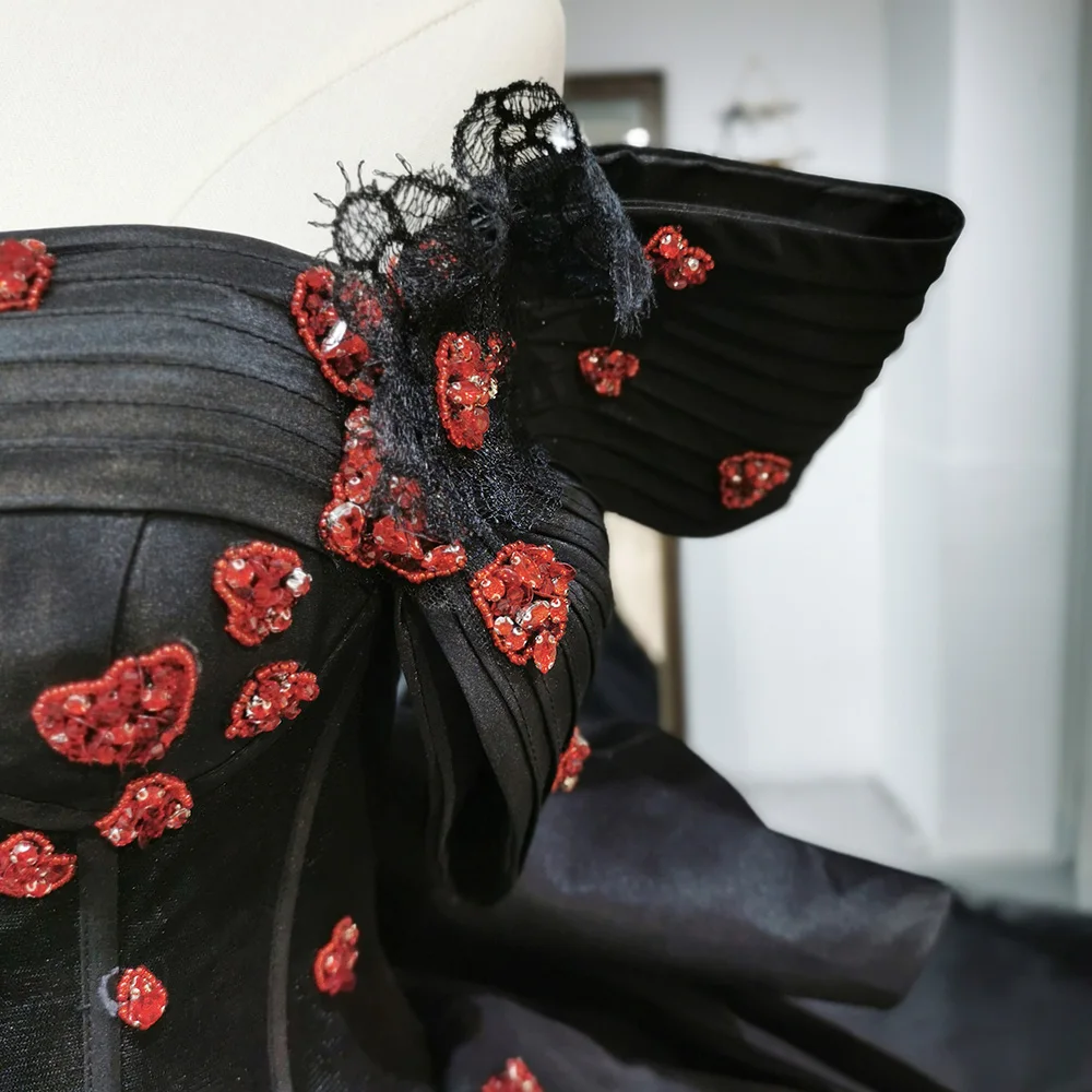 Gothic Black Ball Gown with Red Flower Beaded Sweetheart, image size:1000x1000