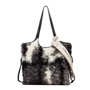 2023 Luxury Large Capacity Tote Bag for Women Waterproof Customizable PU Material Original Design Open Closure for Spring Autumn