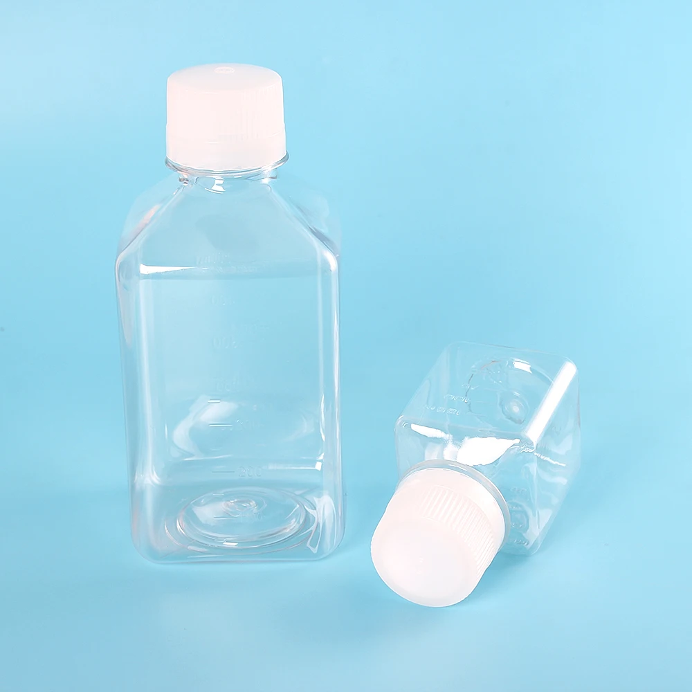 Стерильная клетка. Стерильная бутылка. Пластиковый реагент бутылки. Пластиковый флакон квадратный. Асептическая бутылка.