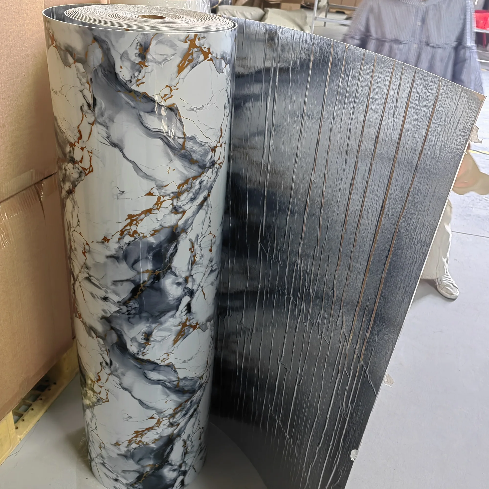 An tSín Saincheaptha Uiscedhíonach Cúlbhrat-Greamaitheach Cúlbhrat 10  Méadair X 45 cm - Creimeadh-resistant Adhmaid Losango Marmar-cosúil le  Múnla Uigeachta-Déin-Innite frithsheasmhach-ghreamaitheach. Soláthraithe,  Déantóirí, Monarcha - Lascaine ..., image size:2000x2000