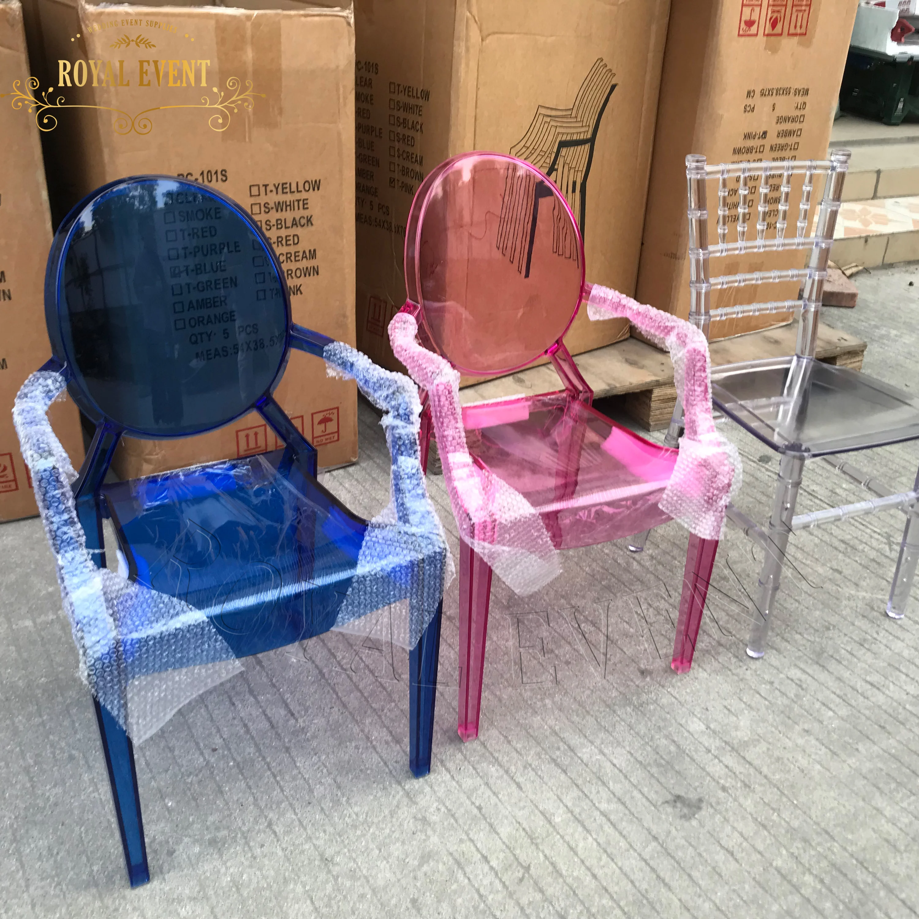 BOOSDEN Set Di 2 Sedie Chiavari Trasparenti In Acrilico – Senza Braccioli, Portata 250 Kg, Per Matrimoni E Cucina - 4