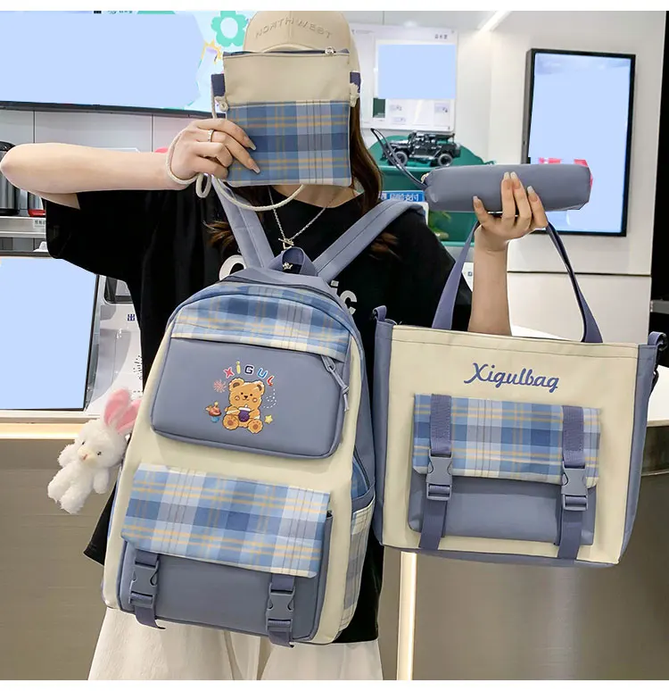 Wholesale customized large capacity middle and high school cute dolls students 4 in 1 lunch box  travel school backpack