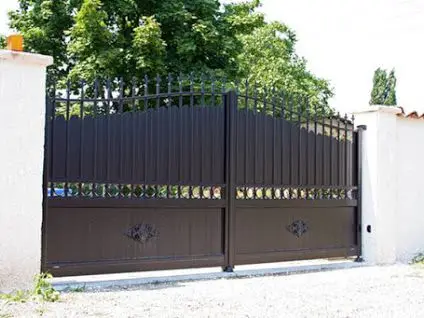 CBMmart Steel Welded Main Gate for Garden Railing Simple Design Iron Mesh Fence Gate