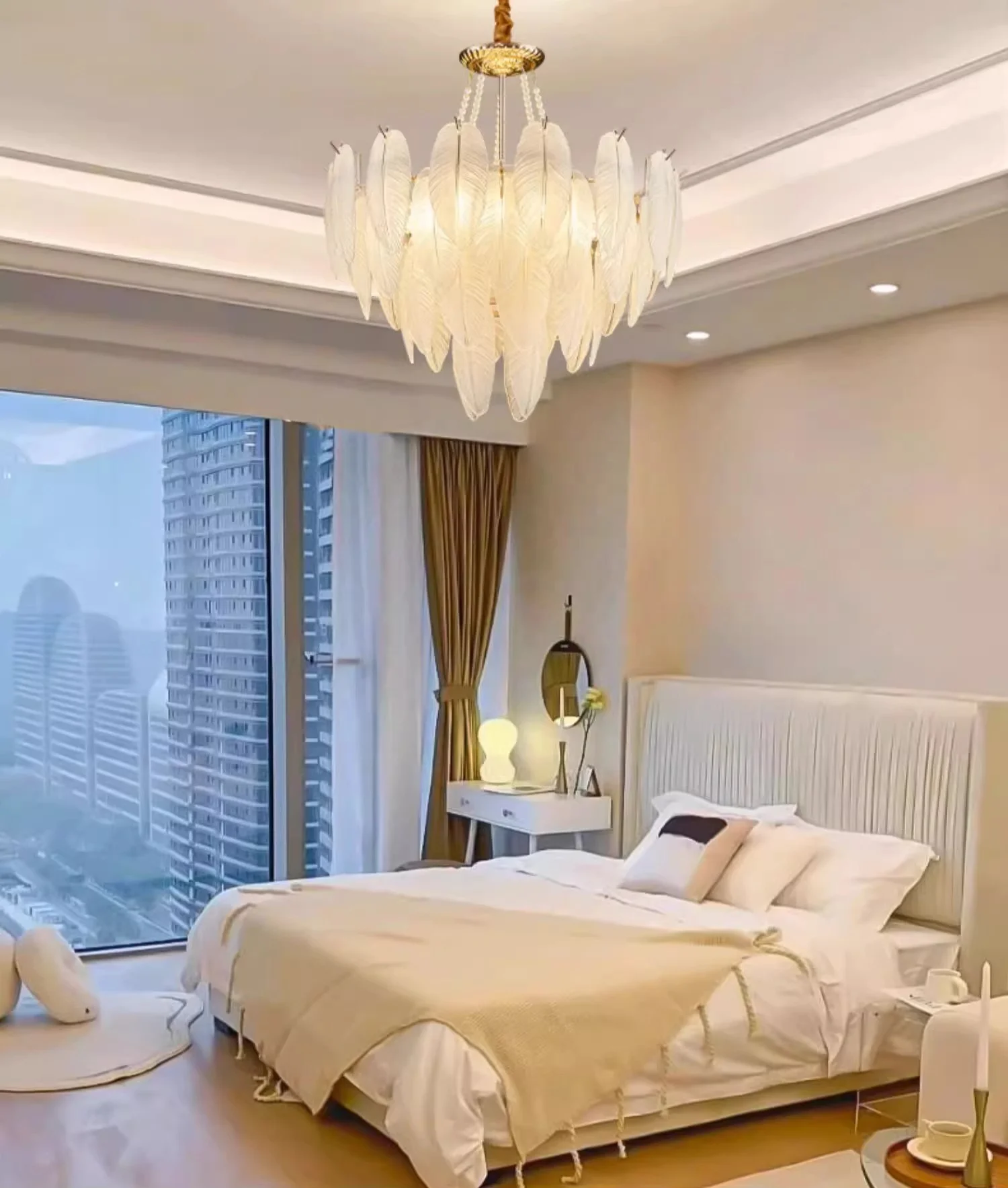 New European Style Creative Design Feather Indoor Lighting Decoration Super Bright Pendant Light Dining Pendant Light