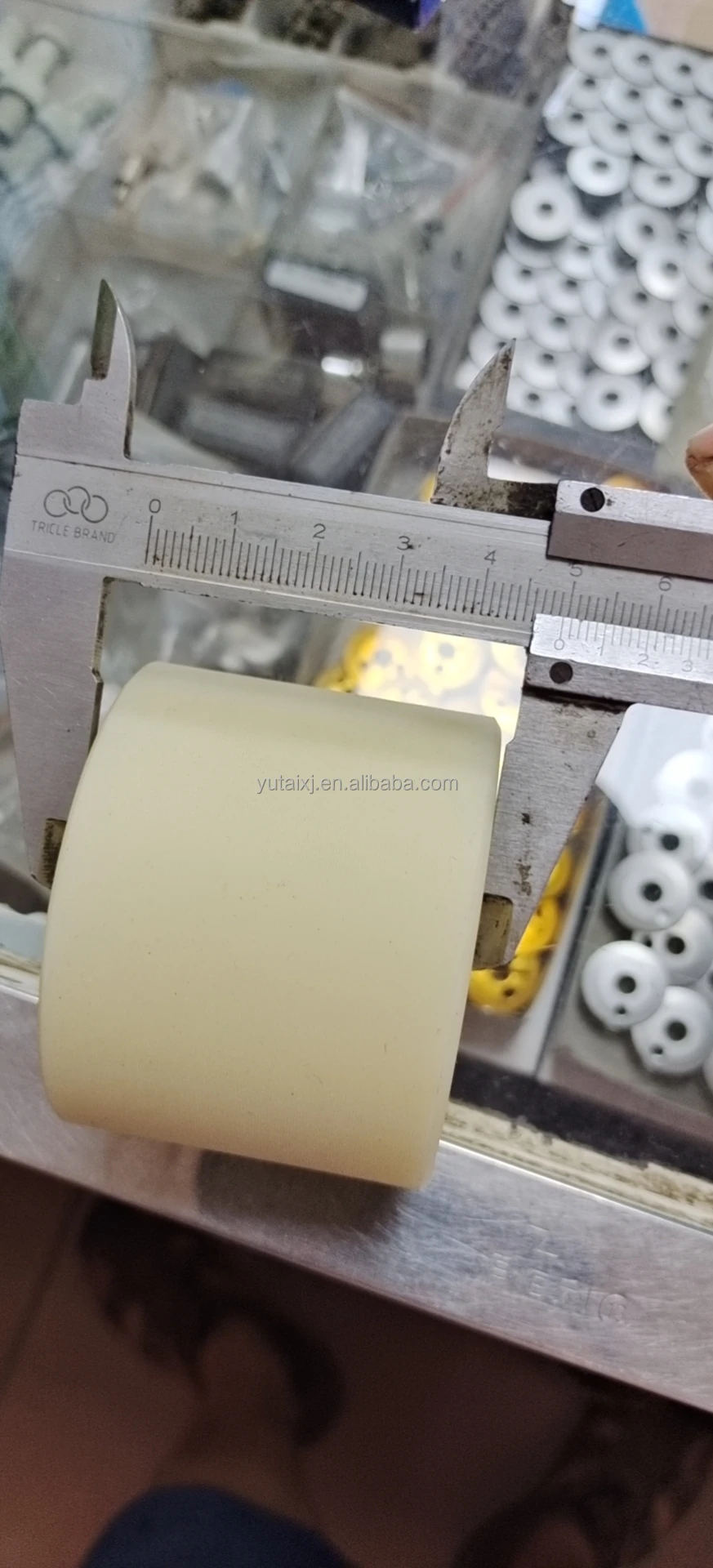 YT-1050 машина для производства обуви двойная станция изготовления обувной подошвы шлифовальный черновой обработки станок с сбора