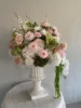 Centrotavola floreale rosa e verde, 60 cm, modello A