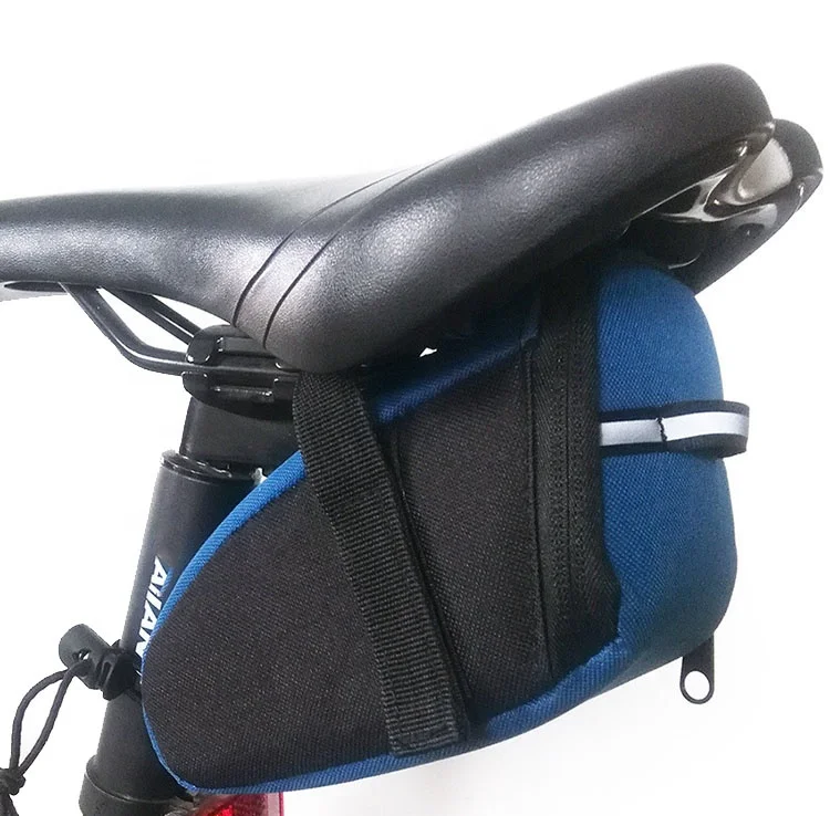 saddle bolsa on bike
