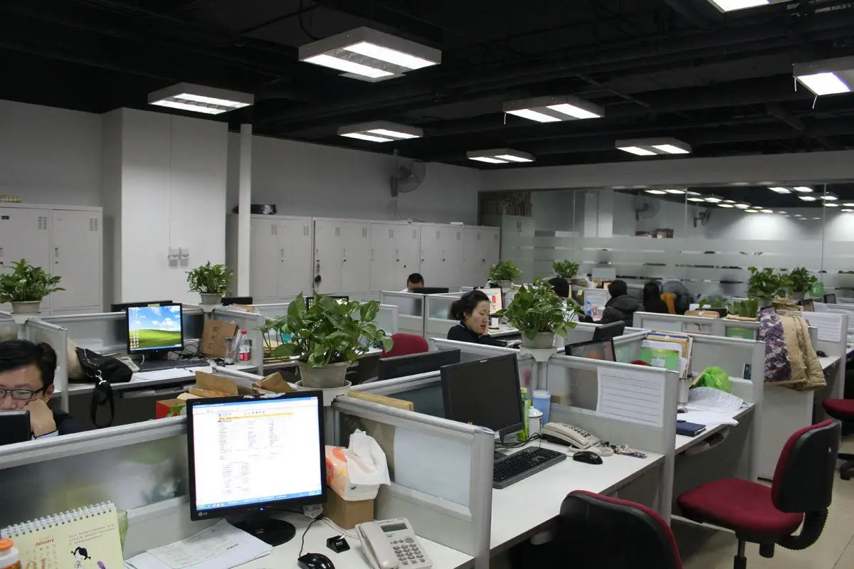 Yiwu Qijun Jewelry Co., Ltd.